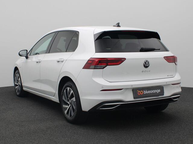 Volkswagen GOLF 1.4 eHybrid Style 204PK DSG SOH 93,07%, Navi, Memorystoel, Parkeersensoren voor en achter, Navi, DAB+, 16" LM Velgen