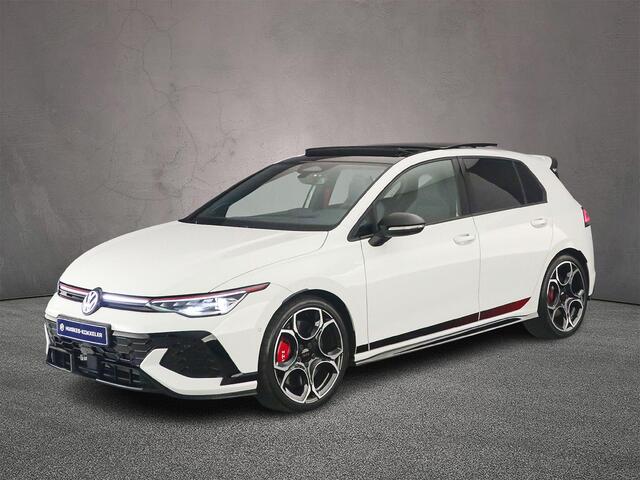 Volkswagen GOLF 2.0 TSI GTI Clubsport Edition 50 325pk DSG Automaat, Panoramadak, Lederen bekleding, Akrapovic, 360 camera, Head up display, Matrix LED koplampen, Dodehoeksensoren, Parkeersensoren, Navigatie, App-connect