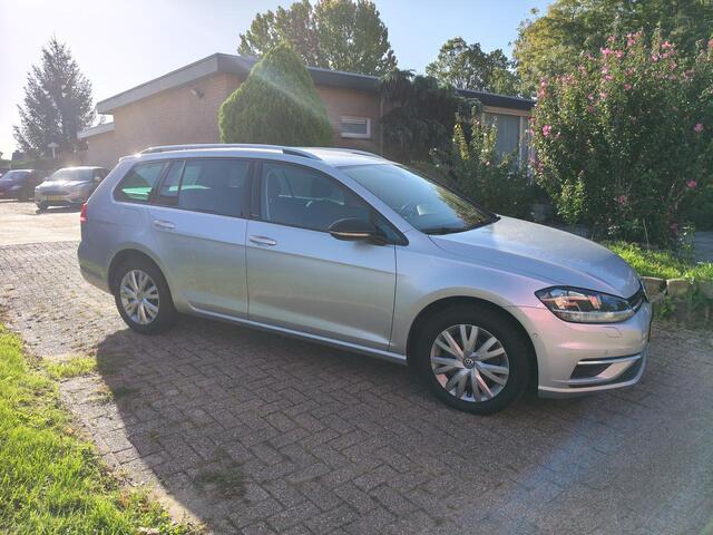 Volkswagen GOLF VARIANT 1.0 TSI Comfortline, Navi, Ad.cruise, PDC v+a