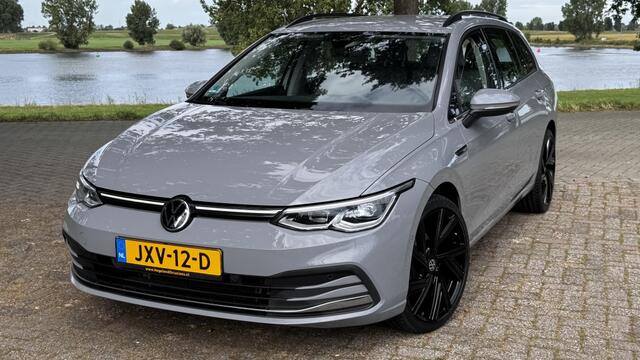 Volkswagen GOLF 1.5 eTSI DSG Camera Led Carplay Trekhaak Sfeerverlichting