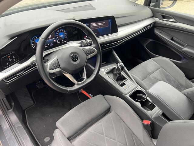 Volkswagen GOLF Variant 1.5 TSI Life Business/Trekhaak (16.399 EX BTW)