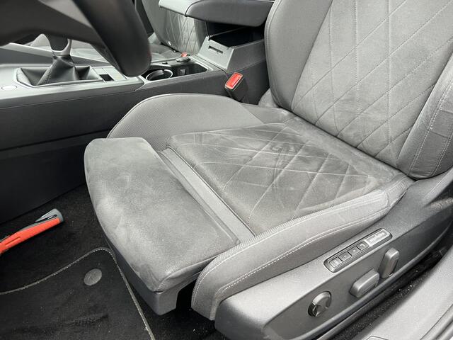 Volkswagen GOLF Variant 1.5 TSI Life Business/Trekhaak (16.399 EX BTW)
