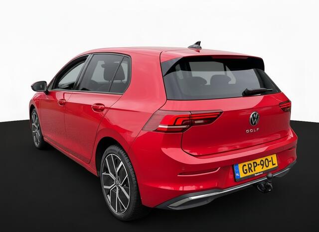 Volkswagen GOLF 1.5 eHybrid 204PK PHEV 50 JAREN EDITIE CAMERA/ALCANTARA/TREKHAAK/HEAD-UP