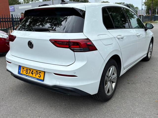 Volkswagen GOLF BWJ 2023 1.0 111 PK TSI Life FULL LED | CAMRA | STOELVERW. | STUURVERW. | KEYLESS | ADAPTIVE CRUISE | CARPLAY + ANDROID | NAVI | CLIMA | LMV | PDC