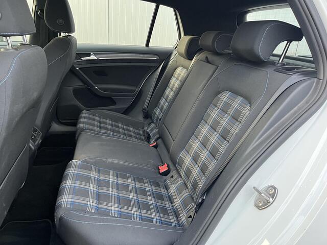 Volkswagen GOLF 1.4 TSI PHEV GTE Standkachel, LED, Apple Carplay/Android Auto, ACC,