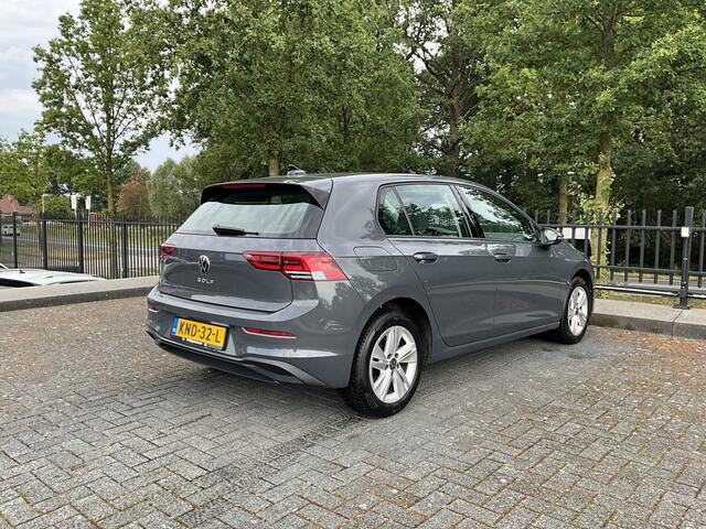 Volkswagen GOLF 1.5 TSI 131PK Life Business | LED | Stuur- stoelverw. | ACC | Climate | AppConnect | PDC