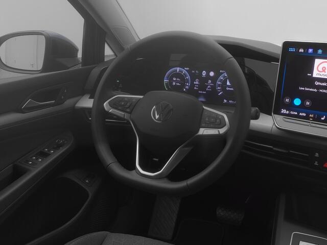 Volkswagen GOLF 1.5 eHybrid Life Edition | CAMERA | ADAPTIVE | STOEL- EN STUURVERW.
