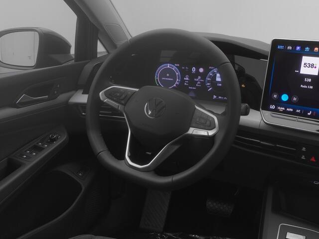 Volkswagen GOLF 1.5 eHybrid Life Edition | CAMERA | ADAPTIVE | STOEL- EN STUURVERW.