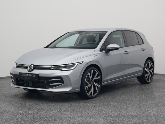 Volkswagen GOLF 1.5 eHybrid Life Edition | CAMERA | ADAPTIVE | STOEL- EN STUURVERW.