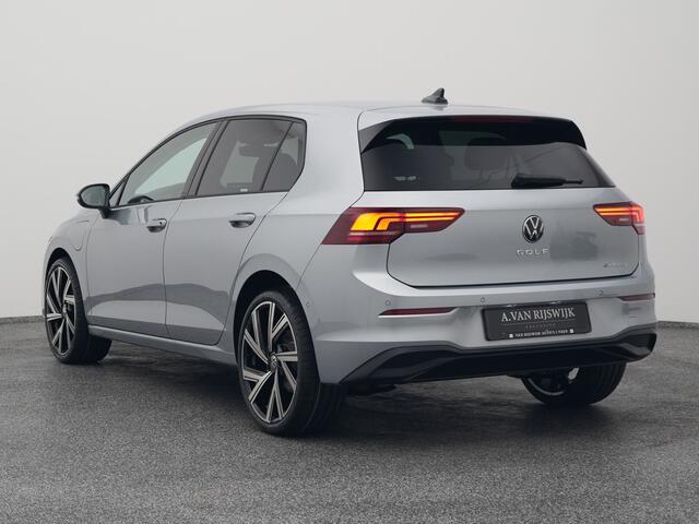Volkswagen GOLF 1.5 eHybrid Life Edition | CAMERA | ADAPTIVE | STOEL- EN STUURVERW.