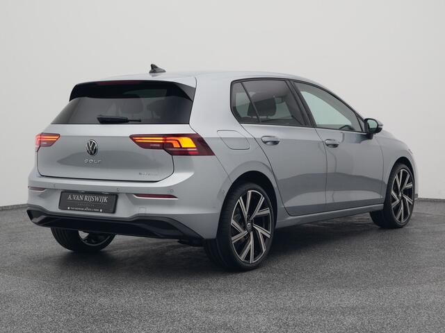 Volkswagen GOLF 1.5 eHybrid Life Edition | CAMERA | ADAPTIVE | STOEL- EN STUURVERW.