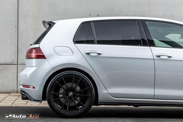 Volkswagen GOLF 2.0 TSI 4Motion R