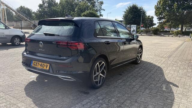 Volkswagen GOLF 1.5 eTSI Automaat allesomvattend STYLE Pakket
