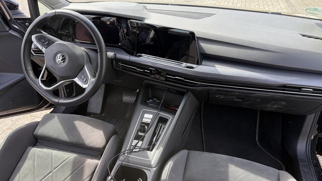 Volkswagen GOLF 1.5 eTSI Automaat allesomvattend STYLE Pakket