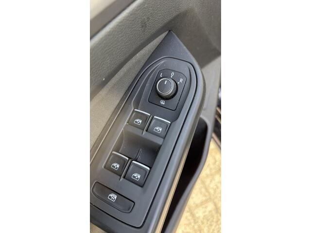 Volkswagen GOLF 1.5 eTSI Automaat allesomvattend STYLE Pakket