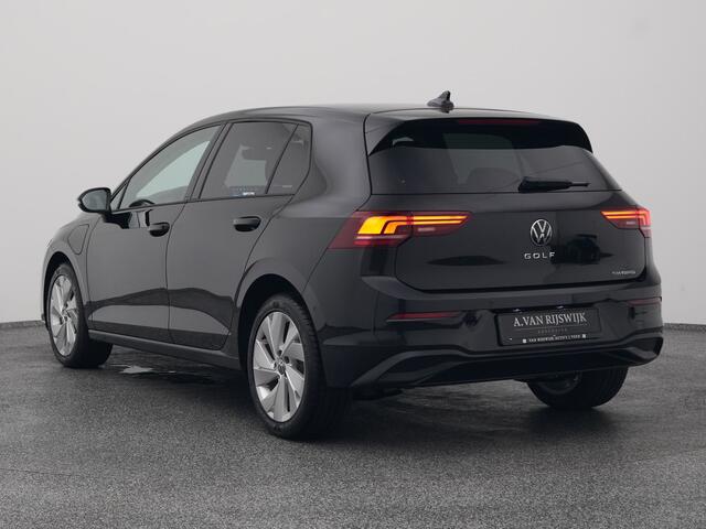 Volkswagen GOLF 1.5 eHybrid Life Edition | CAMERA | ADAPTIVE | STOEL- EN STUURVERW.