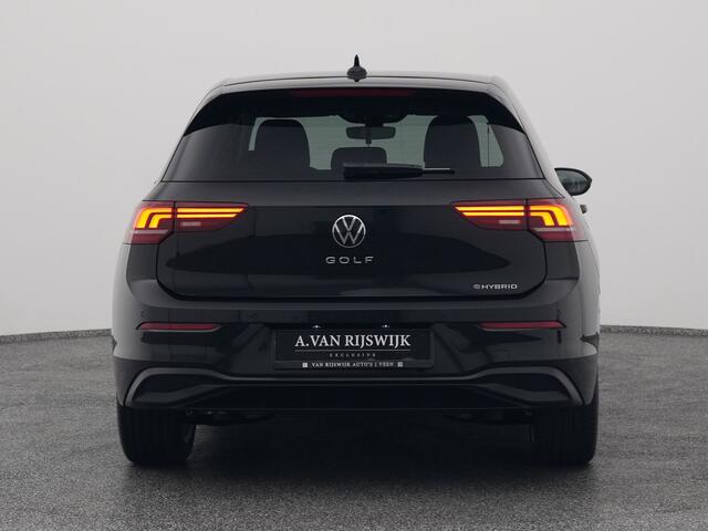 Volkswagen GOLF 1.5 eHybrid Life Edition | CAMERA | ADAPTIVE | STOEL- EN STUURVERW.