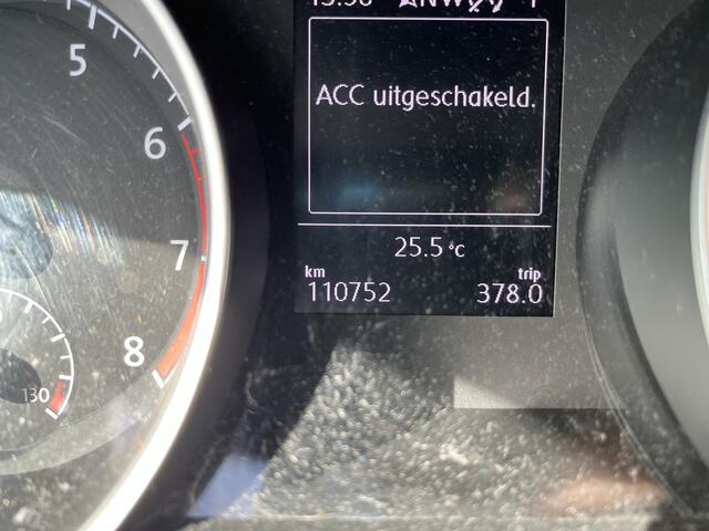 Volkswagen GOLF 1.0 TSI Comfortline / AUTOMAAT/ APP-CONNECT/ ADAPTIVE CRUISE/ PARK.SENSOREN V+A/ CAMERA/ STOELVERWARM./ NAVI/ DAB/ CLIMA/ 16'' LMV