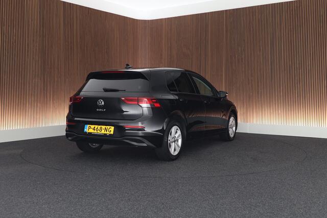 Volkswagen GOLF 1.0 TSI 110pk Life Privacyglass ACC Navigatie