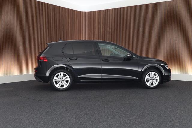Volkswagen GOLF 1.0 TSI 110pk Life Privacyglass ACC Navigatie