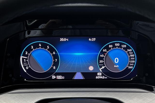 Volkswagen GOLF 1.0 TSI Life | Camera | Stoelverwarming | Adaptieve cruise control