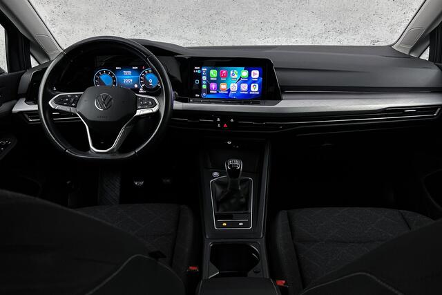 Volkswagen GOLF 1.0 TSI Life | Camera | Adaptieve cruise control | Digitaal display