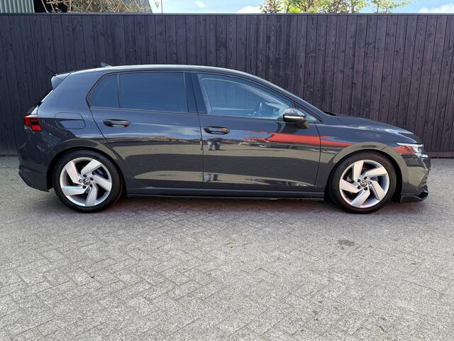 Volkswagen GOLF 1.5 TSI Life Business