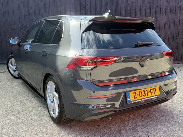Volkswagen GOLF 1.5 TSI Life Business