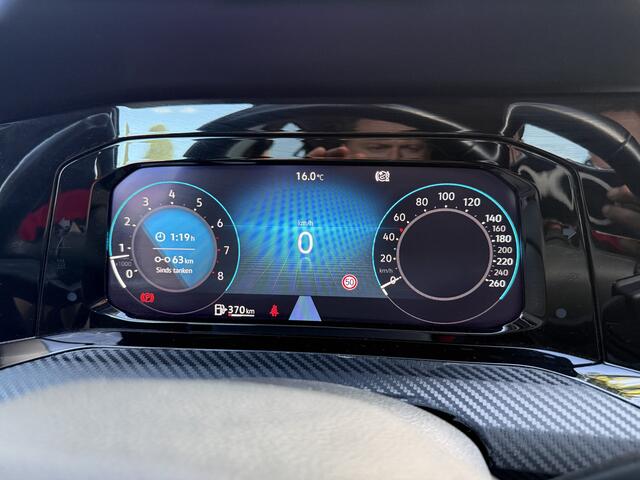 Volkswagen GOLF 1.5 TSI Life Business
