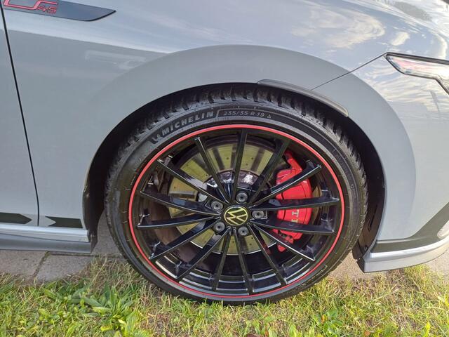 Volkswagen GOLF 2.0 TSI 4Motion R