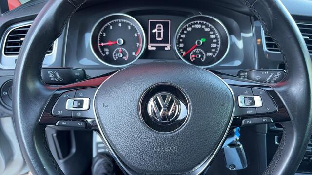 Volkswagen GOLF 1.0 TSI Comfortline AUTOMAAT / CARPLAY / CLIMA / STOELVERW / PDC / BLUETOOTH / CRUISE