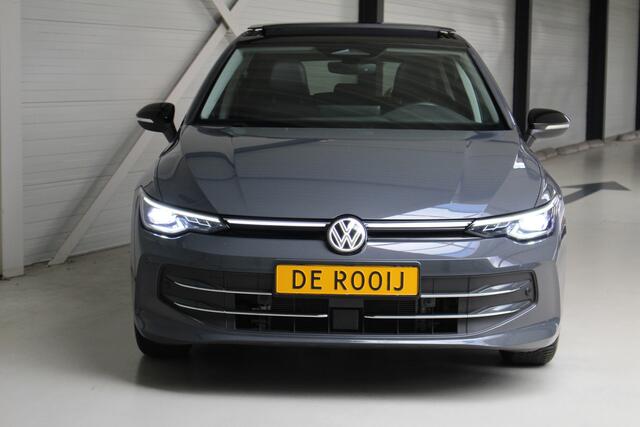 Volkswagen GOLF 1.5 eTSI Life Energy Panoramadak | Navigatie | Keyless | Stoel- en Stuurverwarming | Parkeercamera