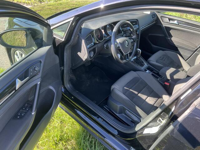 Volkswagen GOLF Variant 1.5 TSI Highline Business R