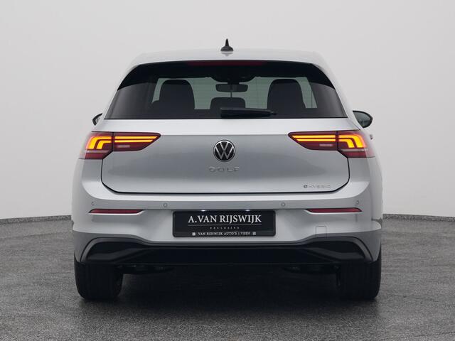 Volkswagen GOLF 1.5 eHybrid Life Edition | CAMERA | ADAPTIVE | STOEL- EN STUURVERW.