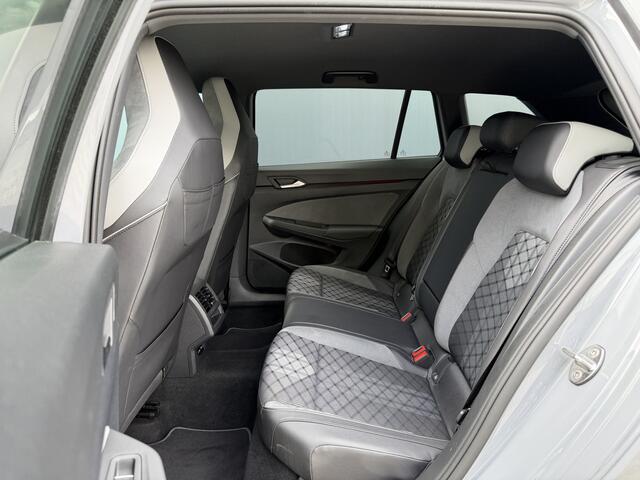 Volkswagen GOLF Variant BWJ 2022 | 1.5 eTSI 131PK R-Line AUTOMAAT | TREKHAAK | 19'' LMV | SPORSTOELEN | PDC | LED | NAVI | CLIMA | CARPLAY |