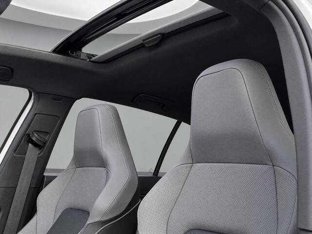 Volkswagen GOLF 1.5 272pk DSG eHybrid GTE · Panoramadak · Stoelventilatie · Camera · Elek. Voorstoel · Garantie t/m 21-09-2030 of 100.000km
