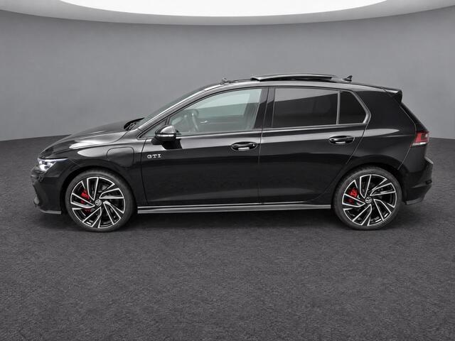 Volkswagen GOLF 1.5 272pk DSG eHybrid GTE · Panoramadak · Camera · Alarm · Wegklapbare Trekhaak · Garantie t/m 18-12-2030 of 100.000km