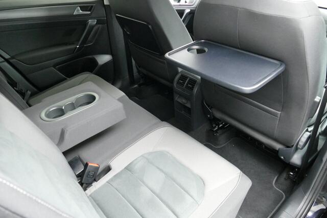 Volkswagen GOLF SPORTSVAN 1.0 TSI Highline Edition. Adaptief Cruise, Navi, Clima, Stoelverw, PDC V+A, 16"LMV