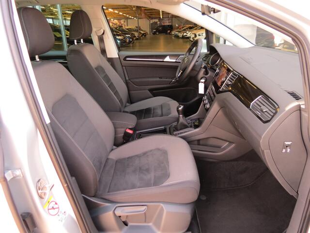 Volkswagen GOLF SPORTSVAN 1.5 TSI ACT HIGHLINE / NAVI / LED / ERGO-ACTIVE