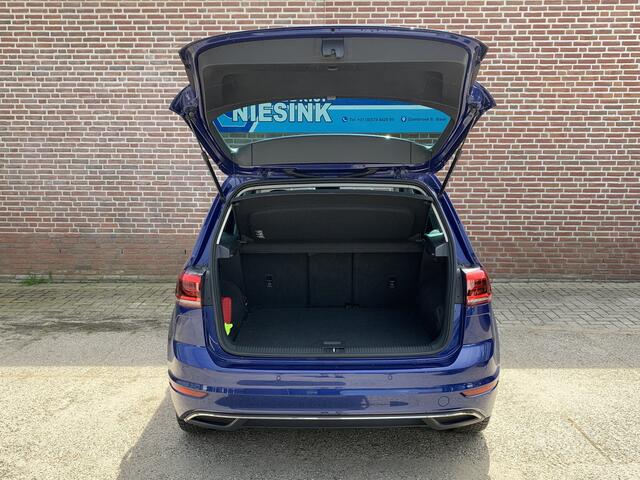 Volkswagen GOLF SPORTSVAN 1.5 TSI JOIN