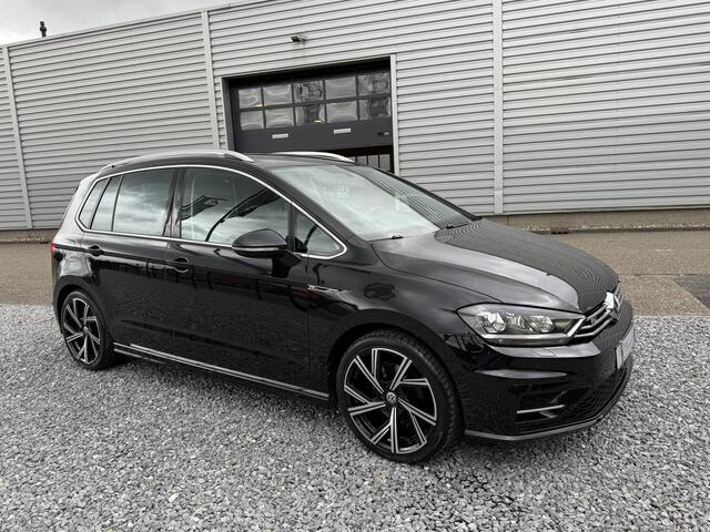 Volkswagen GOLF SPORTSVAN 1.4 TSI DSG R-Line Navi|Camera|Carplay|ACC|Trekhaak Zwart