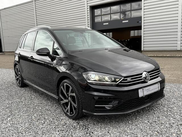 Volkswagen GOLF SPORTSVAN 1.4 TSI DSG R-Line Navi|Camera|Carplay|ACC|Trekhaak Zwart