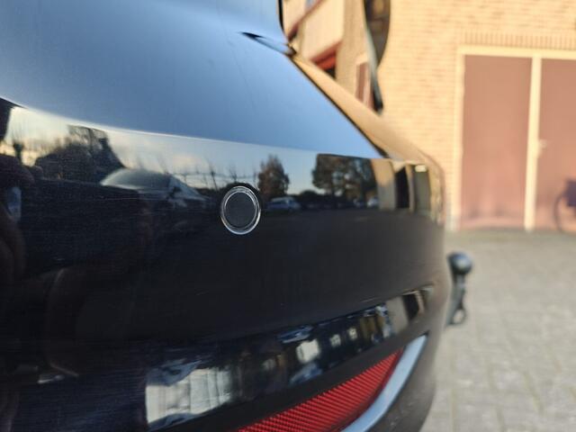 Volkswagen GOLF SPORTSVAN 1.0 TSI Trendline - trekhaak - stoelverw. - laneassist - geen bi