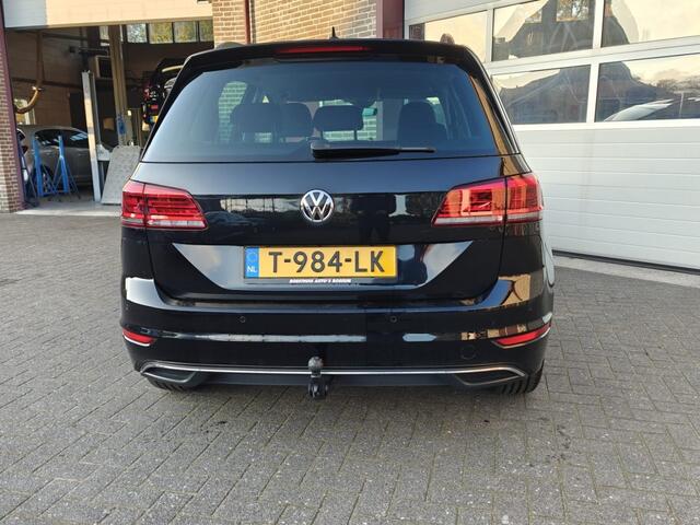Volkswagen GOLF SPORTSVAN 1.0 TSI Trendline - trekhaak - stoelverw. - laneassist - geen bi