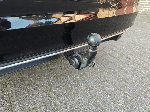 Volkswagen GOLF SPORTSVAN 1.0 TSI Trendline - trekhaak - stoelverw. - laneassist - geen bi