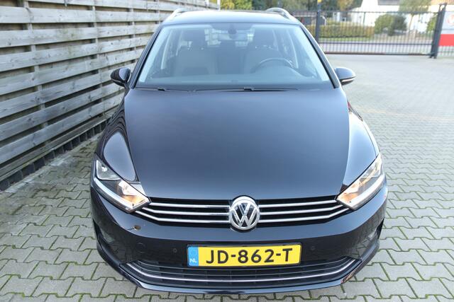 Volkswagen GOLF SPORTSVAN 1.2 TSI Highline / Navigatie / Climate / Stoelverwarming / all season banden