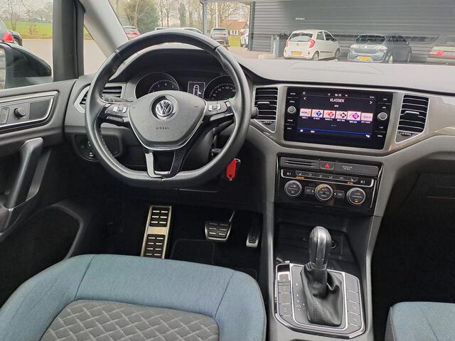 Volkswagen GOLF SPORTSVAN 1.5 TSI ACT Highline IQ.Drive | ACC | Trekhaak | Navi | PDC | Stoelverwarming | All-seasons |
