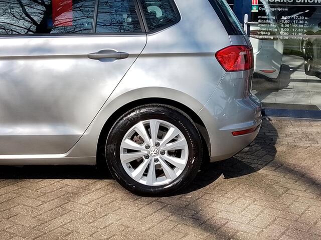 Volkswagen GOLF SPORTSVAN 1.0 TSI Comfortline | Trekhaak | Navi | ECC | PDC | | Cruise Control | LM Velgen