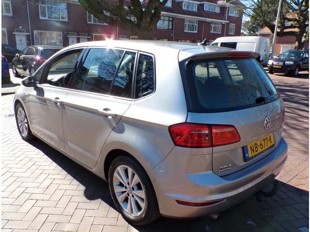 Volkswagen GOLF SPORTSVAN 1.0 TSI Comfortline AUTOMAAT CRUISECONT TEL NAV......