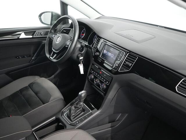 Volkswagen GOLF SPORTSVAN 1.4 TSI Connected Series | Stoelmassage | ACC |